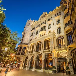 Casa Fuster G.l Monumento ברצלונה