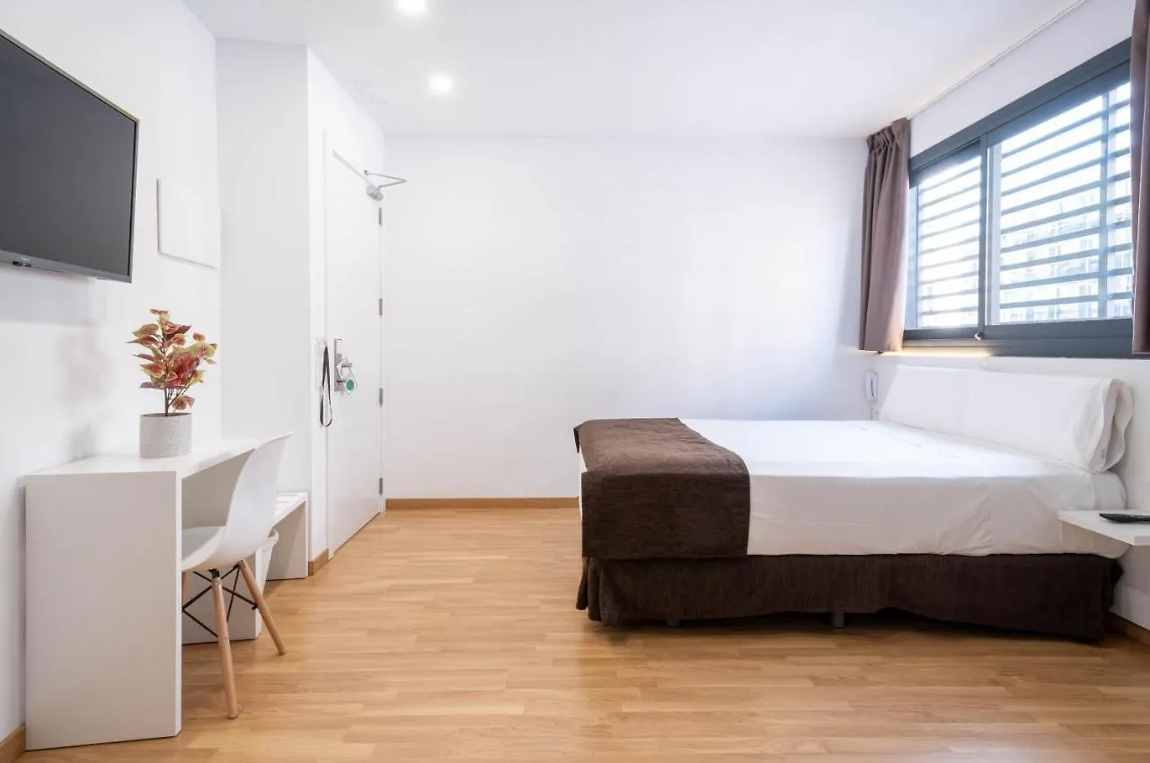 Hotel Bestprice Girona 0*,  Spanien